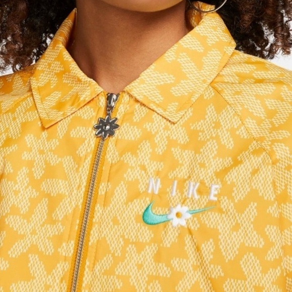 Nike Sports Daisy Woven Yellow Floral Houndstooth windbreaker Jacket Sz-L. DD5 - Picture 2 of 16